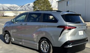 2023 Toyota Sienna Hybrid XSE Plus AWD | VMI Northstar Wheelchair Accessible Conversion full