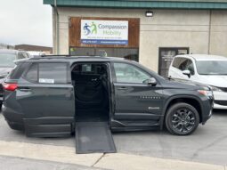 2021 Chevrolet Traverse RS | BraunAbility Infloor Wheelchair Accessible SUV Conversion
