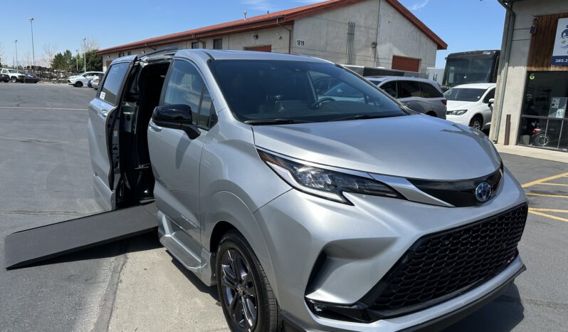 2024 Toyota Sienna Hybrid XSE Plus AWD | The New Vantage Mobility Northstar Wheelchair Accessible Conversion full