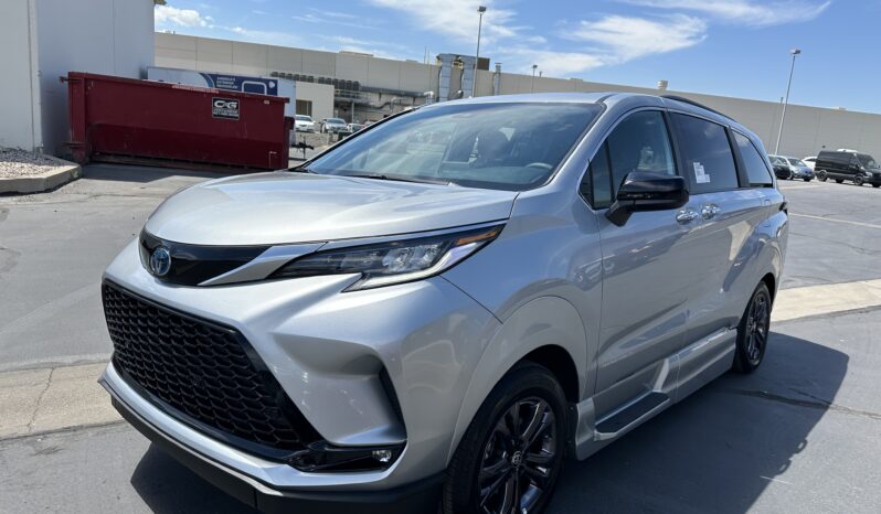 2024 Toyota Sienna Hybrid XSE Plus AWD | The New Vantage Mobility Northstar Wheelchair Accessible Conversion full