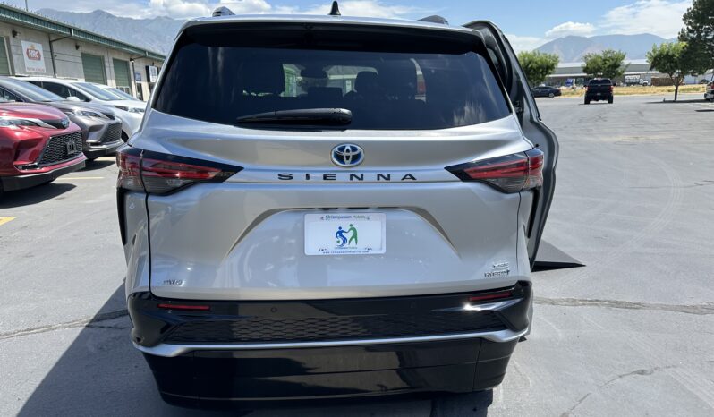 2024 Toyota Sienna Hybrid XSE Plus AWD | The New Vantage Mobility Northstar Wheelchair Accessible Conversion full