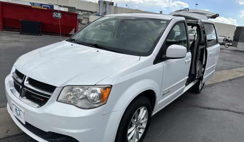 2016 Dodge Grand Caravan SXT | BraunAbility Manual Rear Entry Wheelchair Accessible Conversion full