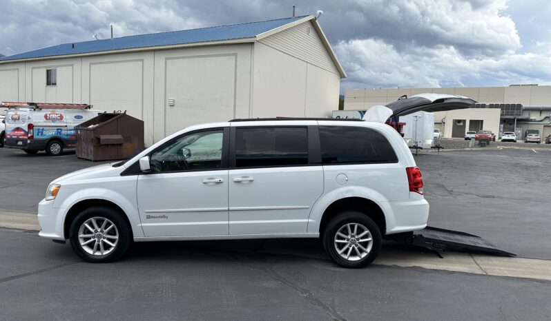 2016 Dodge Grand Caravan SXT | BraunAbility Manual Rear Entry Wheelchair Accessible Conversion full