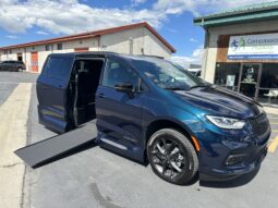 2024 Chrysler Pacifica Touring L DVD S Package | Vantage Mobility Northstar Wheelchair Accessible Conversion full