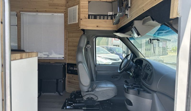 2008 Ford E350 BUS | Wheelchair Accessible RV Conversion full