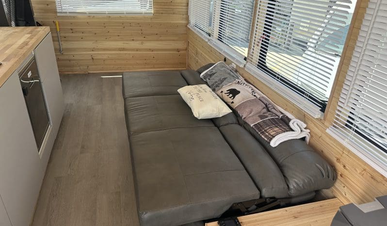 2008 Ford E350 BUS | Wheelchair Accessible RV Conversion full