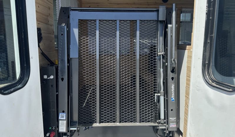 2008 Ford E350 BUS | Wheelchair Accessible RV Conversion full