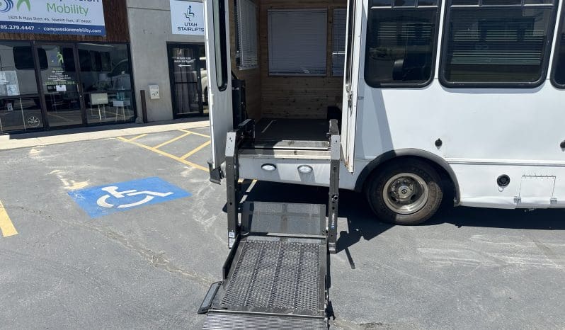 2008 Ford E350 BUS | Wheelchair Accessible RV Conversion full