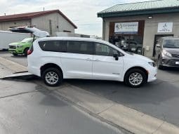 2025 Chrysler Voyager LX  | NEW BraunAbility Manual Rear Entry Wheelchair Conversion