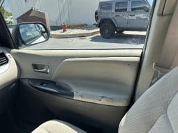 2019 Toyota Sienna LE |  VMI Northstar Infloor Wheelchair Conversion full