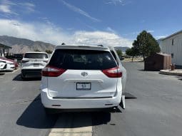 2019 Toyota Sienna LE |  VMI Northstar Infloor Wheelchair Conversion full