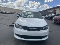 2022 Chrysler Voyager LX  | NEW BraunAbility Companion Van Manual Side Entry Wheelchair Conversion full