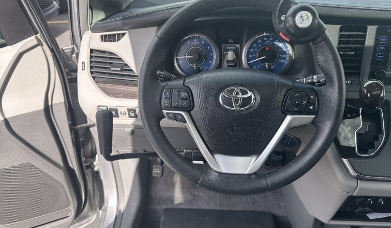 2017 Toyota Sienna XLE |  VMI Northstar Infloor Wheelchair Conversion full