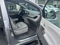 2017 Toyota Sienna XLE |  VMI Northstar Infloor Wheelchair Conversion full