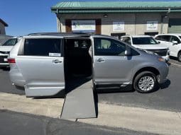 2017 Toyota Sienna XLE Premium  |  VMI Northstar Infloor Wheelchair Conversion