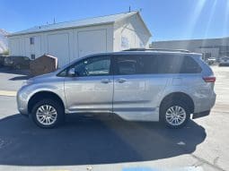 2017 Toyota Sienna XLE Premium  |  VMI Northstar Infloor Wheelchair Conversion full