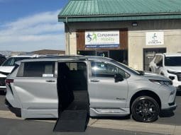 2025 Toyota Sienna Hybrid XSE Plus |  BraunAbility Side-Entry Foldout XT Power Ramp