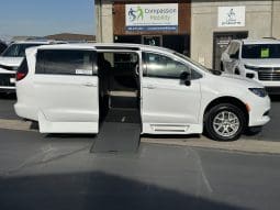 2024 Chrysler Voyager LX  | Rollx Power Infloor Side Entry Wheelchair Conversion