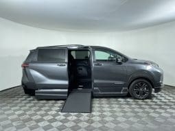 2025 Toyota Sienna Hybrid XSE Plus AWD |  Vantage Mobility Northstar Wheelchair Accessible Conversion