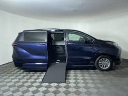 2025 Toyota Sienna Hybrid XLE Plus AWD |  Vantage Mobility Northstar Wheelchair Accessible Conversion